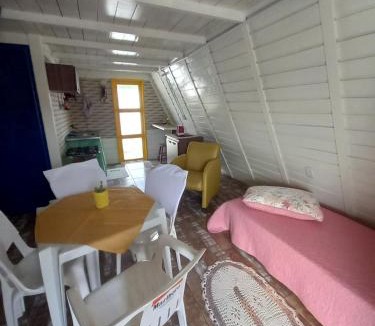 Praia da Armacao do Itapocoroi Ski Chalet | Chale de férias da paulista