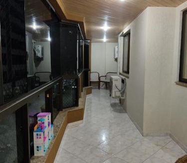 Andorinha Apartment | LINDO AP NA RUA 252, NO CORAÇÃO DE MEIA PRAIA