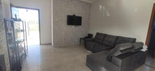 Balneario Gaivota House | Casa com piscina a uma quadra do mar, wi-fi