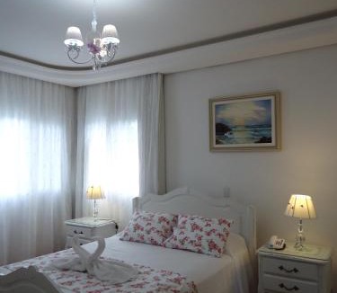 Vila Suzana Hotel | Pousada Perfume de Canela