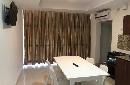 Charata Apartment | Edificio Tomy