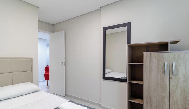 Apt 650m From Ingleses Beach Etd0101
