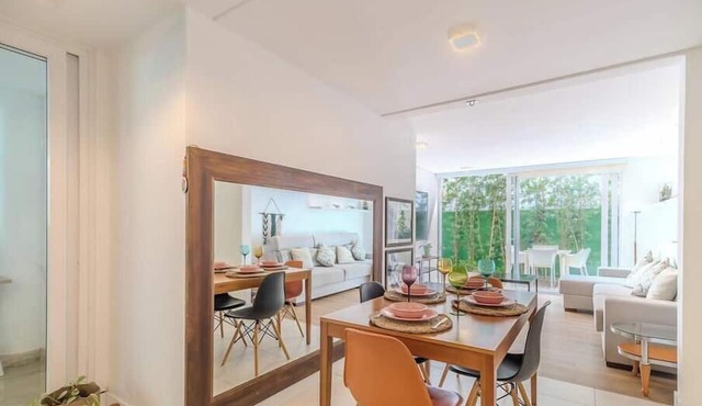 Beautiful Apart w/Balcony 500m From Beach Nng0102