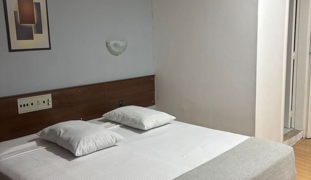 Fast 10 City Hotel