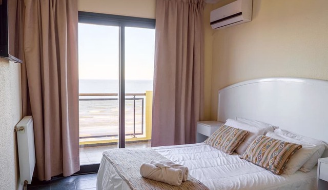 Hostal Del Sol Resort & Spa