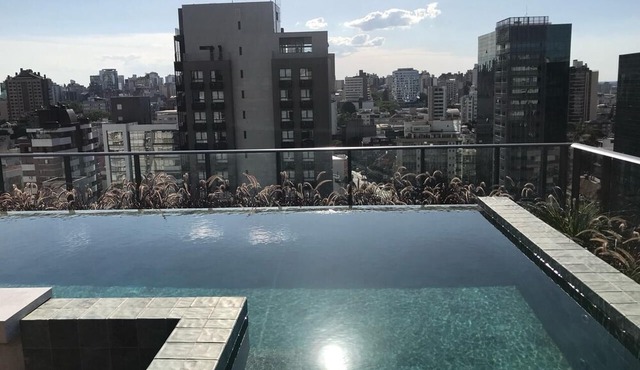 Compacto de Luxo em Porto Alegre