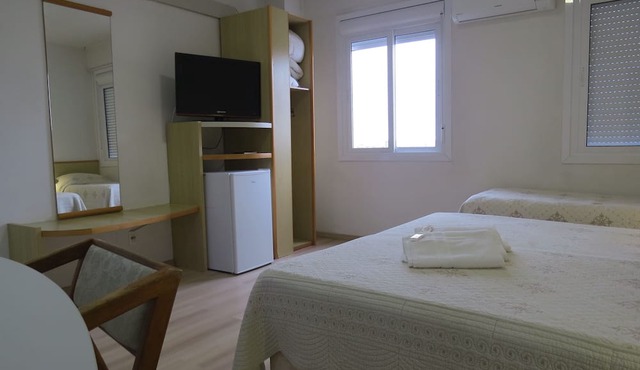 City Hotel