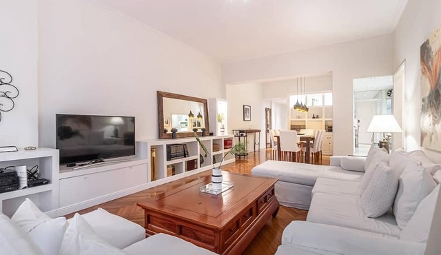 Large 2BR Apt · Treetop Balcony & Natural Light