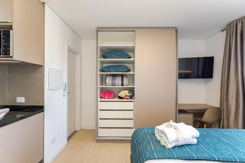 Apartamento 706 - Eixo · Apê Completo c/Cama Queen, A/C e Wi-Fi