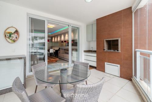 Apt in Resort w/Pool 200m from the Beach MHE0114