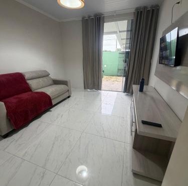 Casa Inteira com Fogão a Lenha e Garagem