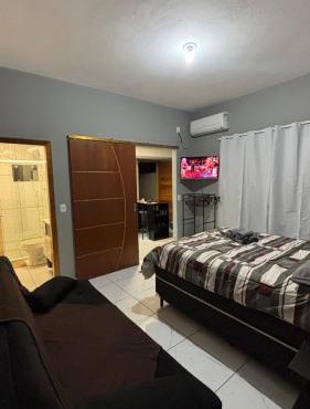 Private Studio with BBQ Grill, TV, AC, and Wi-Fi