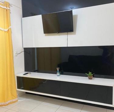 Casa completa, e bem localizada