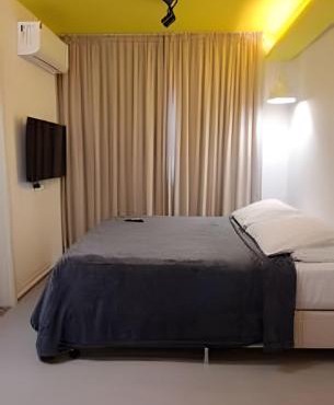 Studio Novo ao lado Catuai, Uel e Gleba Palhano
