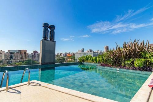 Batel Studio City View Rooftop Pool