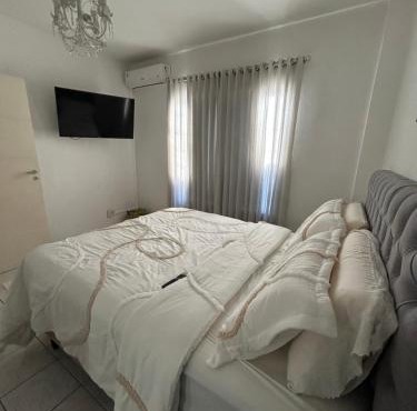 APARTAMENTO BEM LOCALIZADO, Kobrasol