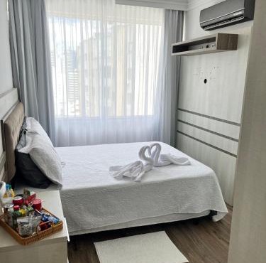 Double suite with private bathroom and parking space