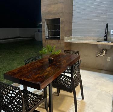 Casa em Condomínio com Piscina Privativa Área Gourmet Conforto e Tranquilidade para Famílias