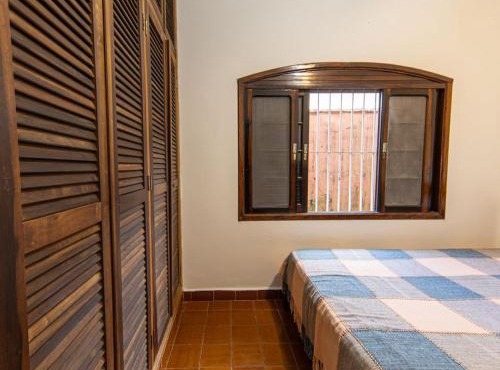 Casa com Churrasqueira a 500m da Praia de Solemar