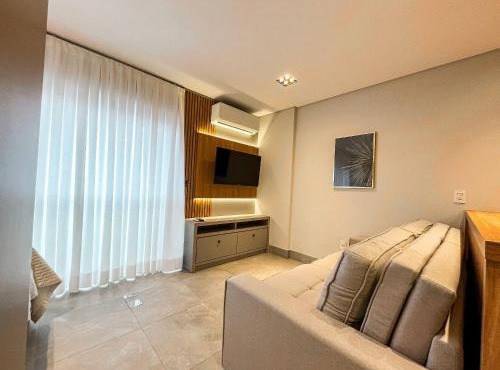 Lyon Studio | Your practical city retreat