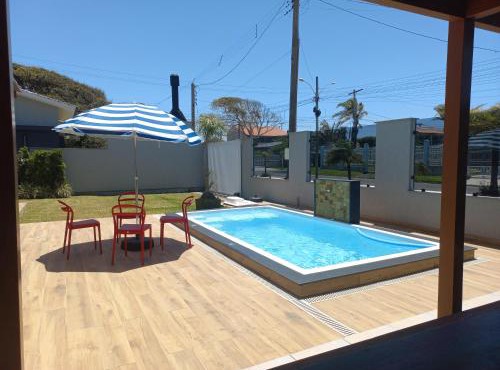 Casa Com Quatro Dormitórios, Pertinho Do Mar Em Capão Da Canoa