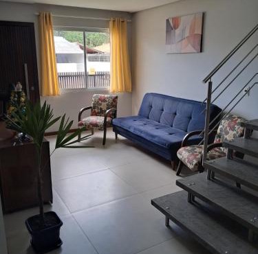 Casa nova, 400 metros da praia