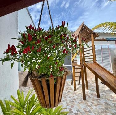 Casa Turística Térrea - 5 Quartos, apenas 5 min carro Praia