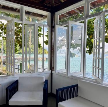 Pousada Gipoia - quartos com vista para o mar in Angra dos Reis