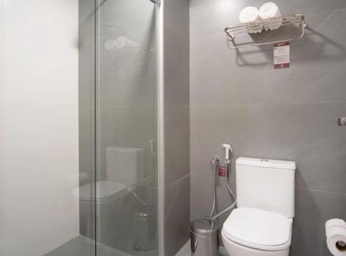 Quarto no Laghetto Golden Resort