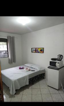 Quarto com banheiro casa da Mari