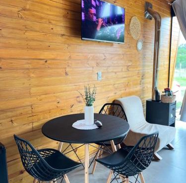 Chalé Tiny house com banheira e lareira