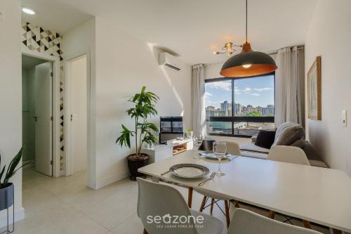 Lovely Apt in Condo w/Pool & Garage RPF0605