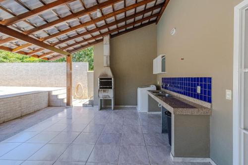 House with Pool and Barbecue at Praia Seca