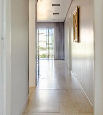 Casa ENORME, segurança e conforto para sua família