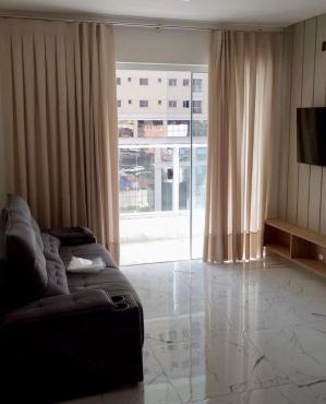 Apartamento novíssimo, perto do mar