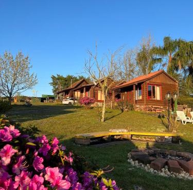 Casa no Campo, aconchego com lareira e banheira em quase todas Cabanas!