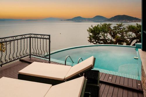 Vivenda da Magia Casa Floripa - Mansão Pé na Areia
