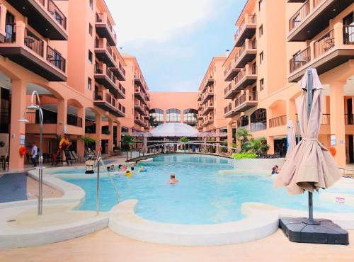 Modern Studios at beachfront resort - Jurerê Beach Village JBVJR