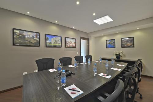 Hotel Deville Express Cascavel