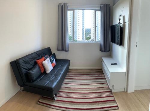 505 - Apartamento Lindo, amplo e decorado, mobiliario moderno, cozinha completa com utensílios , Excelente vista da cidade e localização privelegiada no bairro Bigorrilho proxímo de shopping e parques